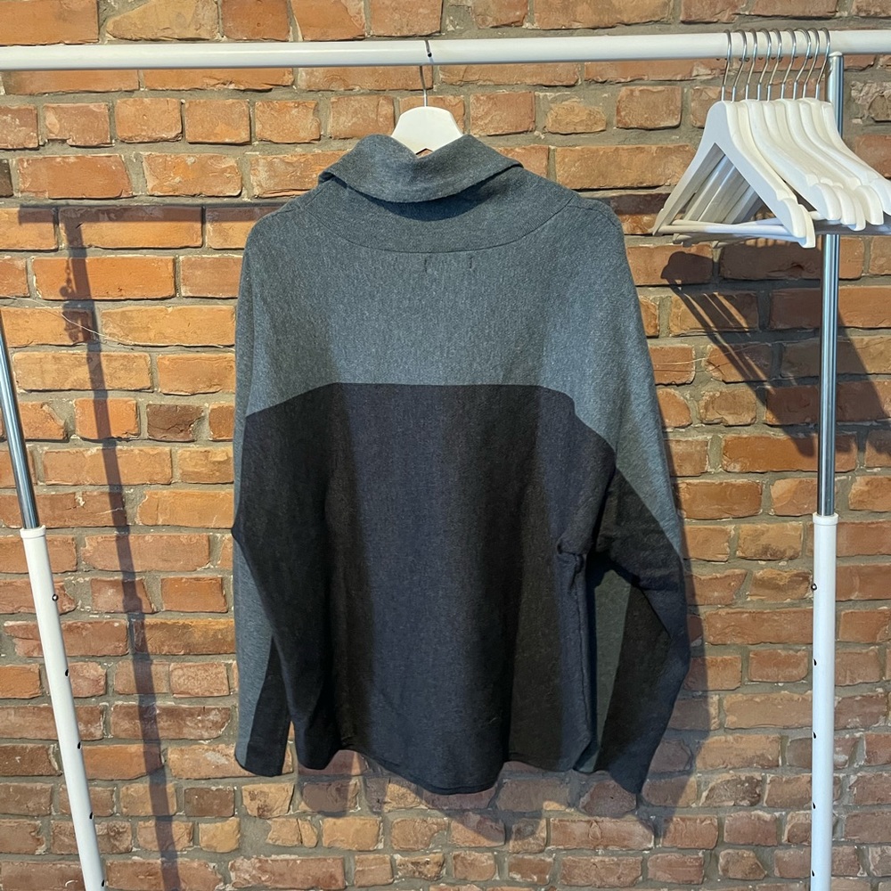 ***50% Off*** Rachel Zoe Sweater - Picture 2 of 4